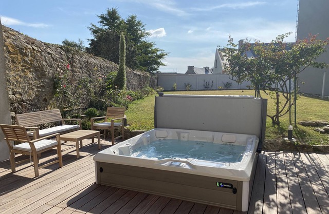 Luxury house in the heart of the Abers region
