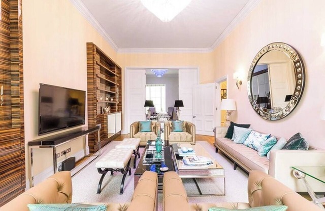 Luxury House Near Hyde Park