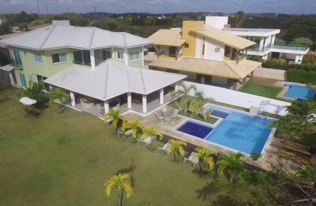 Luxury house near the best beach in guarajuba
