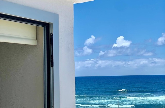 Luxury house only 15 meters from a quiet beach away from mass tourism