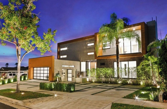 Luxury LA Mansion with Ocean & City Views