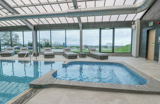 Luxury Lodge 46