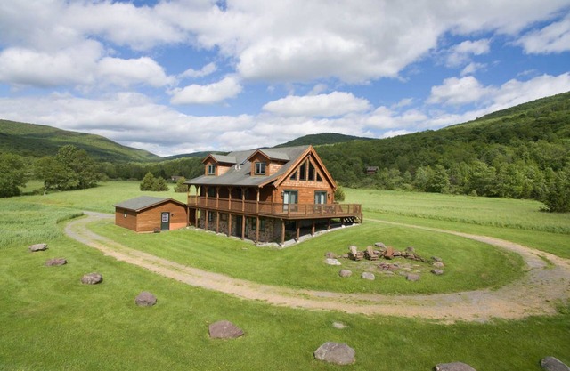 Luxury Log With Spectacular Views, Fire Pit, Clawfoot Tub In The Master