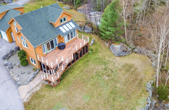 Luxury Maine Timber Frame w/Lake Views & Access