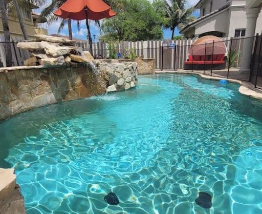 Luxury mansion with pool jacuzzi BBQ for ultimate scape
