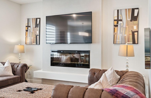 Luxury Meets Comfort 4BD Oasis