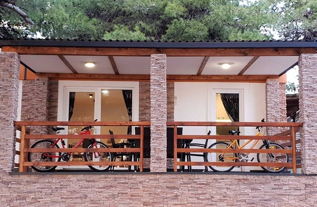 Luxury Mobile Homes - Stone House Villa Vita