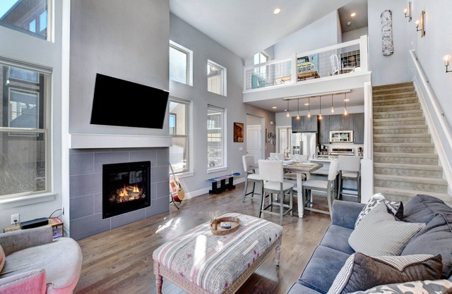 Luxury Mountain Cabin 40 I Great Views I Best Price I Discounted Attractions