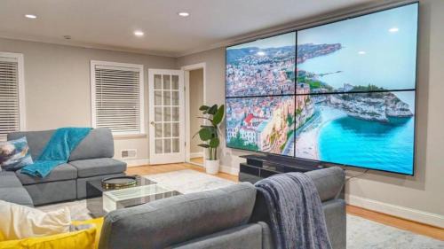 Luxury Movie Theater Home 10 mins to Washington DC