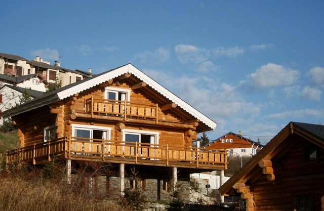 LUXURY NORTHERN CHALET with Sauna, Balneo and splendid mountain views
