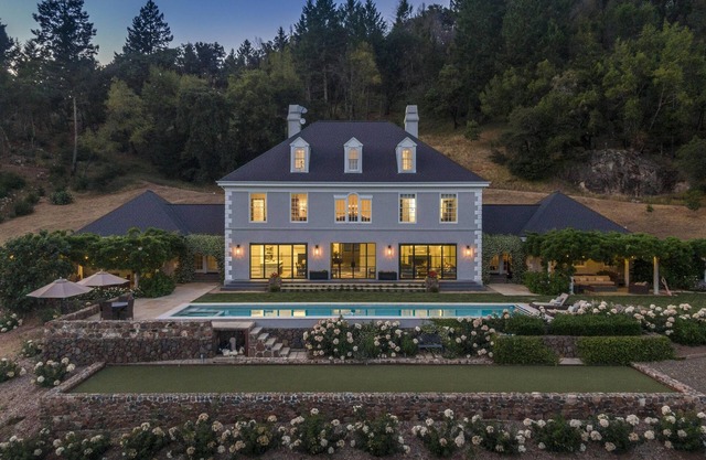 Luxury Napa Country Estate w/pool & views!