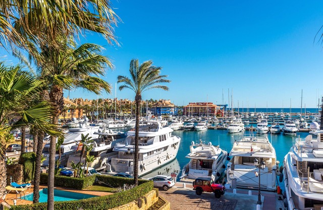 Luxury Ocean Front Duplex Apartment in Sotogrande with spectacular sea views
