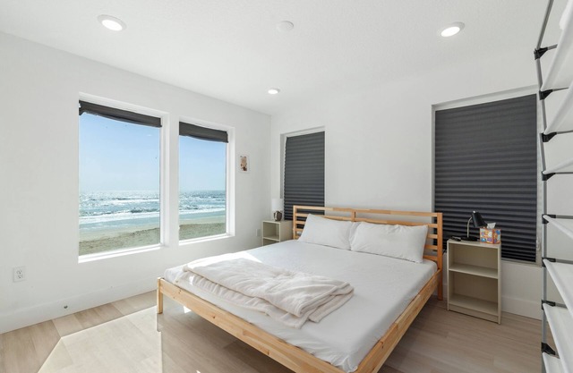 Luxury Oceanfront Getaway