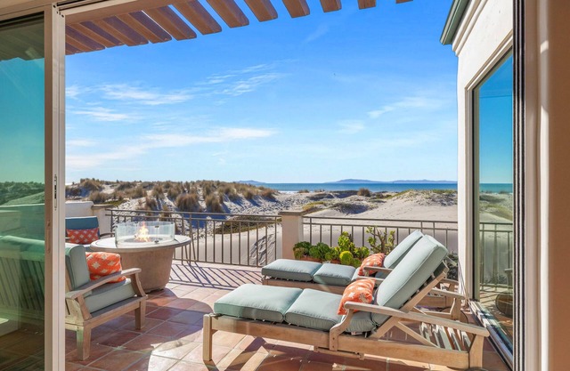Luxury Oceanfront Home Available for Summer!