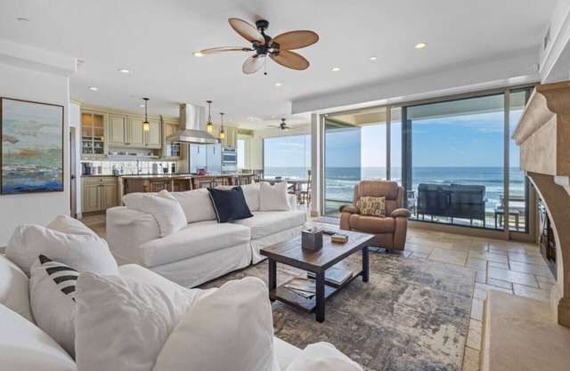 Luxury Oceanfront Villa w/Resort Style Amenities