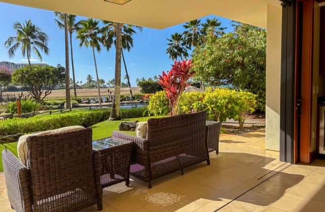 Luxury Pool front Ko Olina Beach Rental Ground Floor BT105 2BR &1 Free Parking