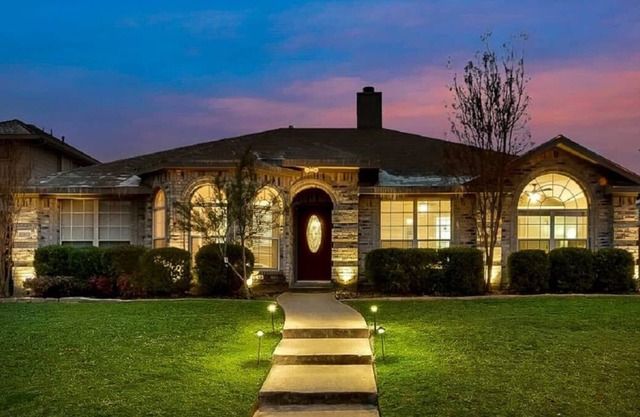 Luxury Pool Home with Hot Tub near the Lake