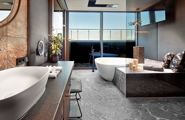 Luxury-pool-suite - Wellness- & Sporthotel Jagdhof