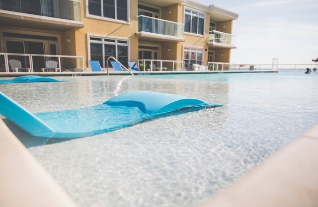 Luxury Poolside 2-Bedroom 2-Bath in the Heart of Dewey @ Residences LighthouseCv