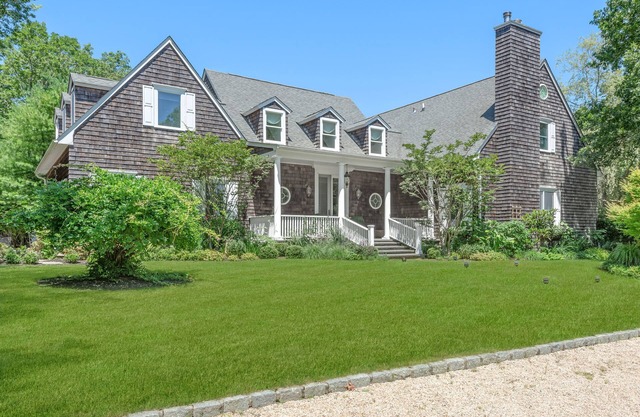Luxury Private Water Mill Home w/pool - 14 day rental 8/22-9/5 2022