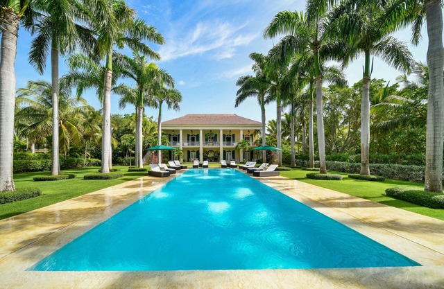 Luxury Punta Cana Villa – Private Beach Access, Chef, Pool & Palm Garden