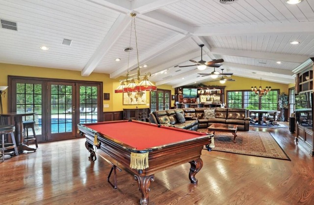 Luxury Retreat in Dover with Pool and Pond