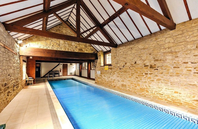 Luxury Retreat in UK with Pool & Tennis Court