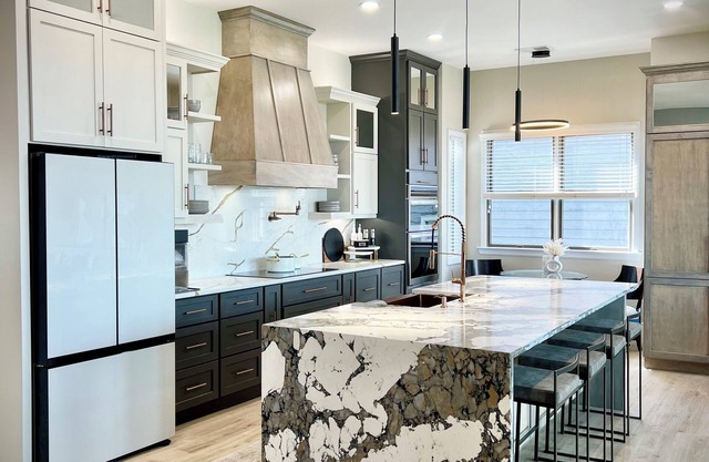 Luxury Riverhouse Downtown