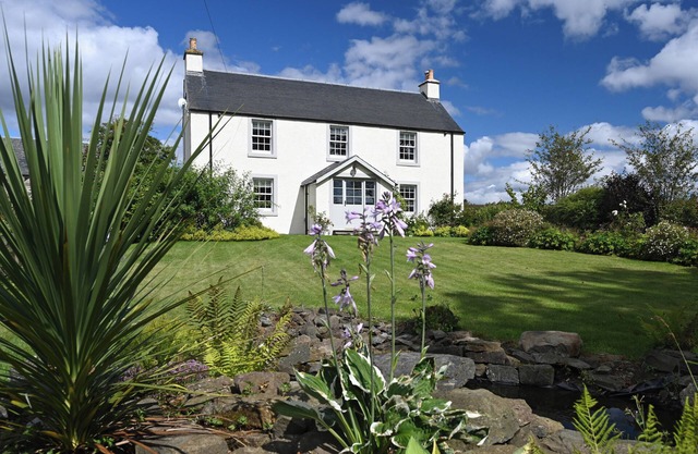 Luxury Scottish farmhouse
