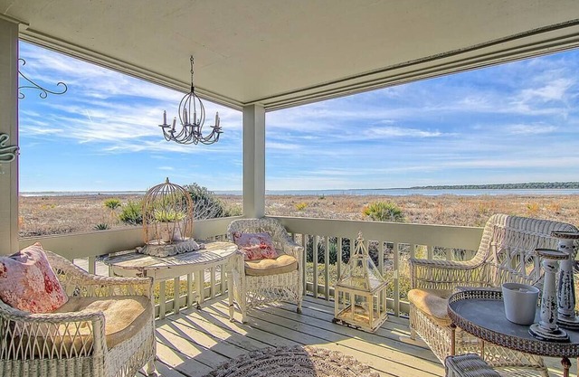 Luxury Seabrook Beachfront w/Spectacular Sunsets