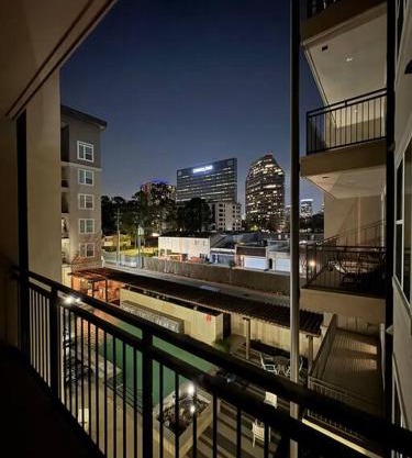 Luxury Skyline Escape French Touch Near Galleria