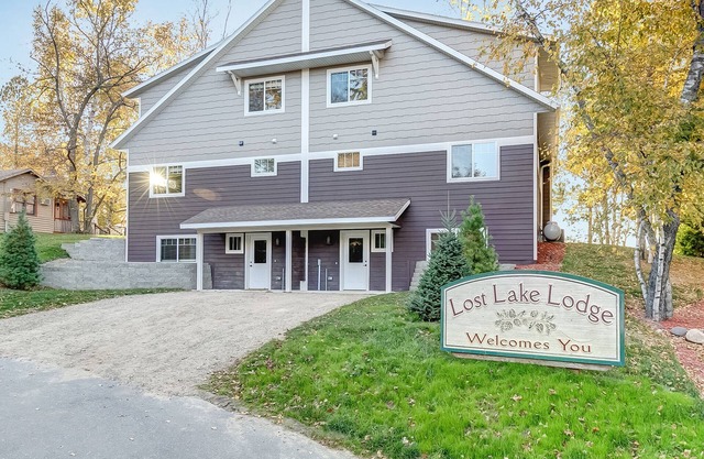 Luxury Spacious Cottage on Gull Lake at Lost Lake Lodge Resort!