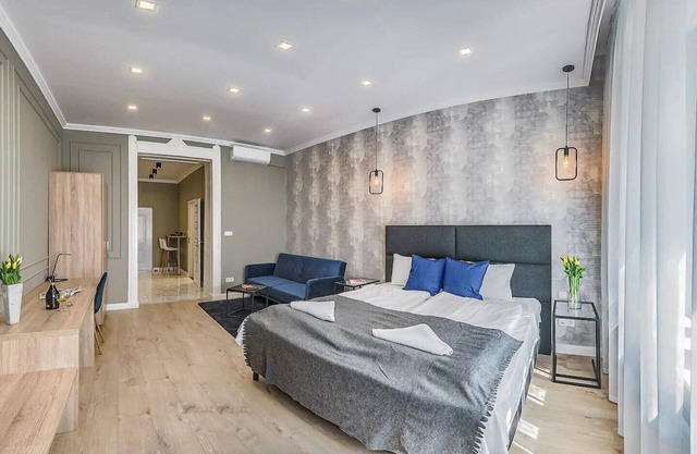 Luxury Studio for TREASURE SEEKERS