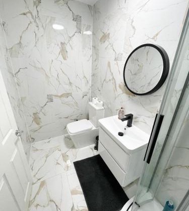 Luxury Stylish studio Flat +spacious Bathroom-no 6