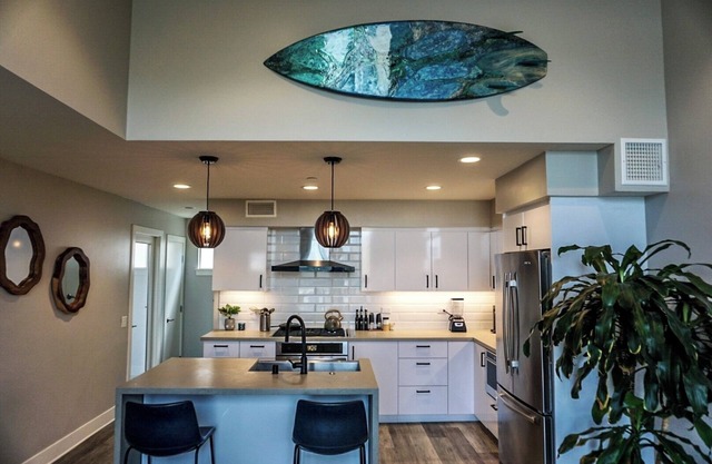 Luxury Townhome in Point Loma walking distance to the Beach