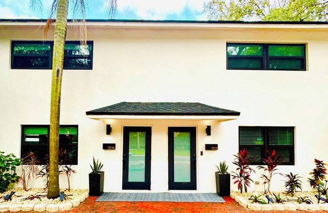 Luxury Townhome by Fort Lauderdale Beach & Downtown
