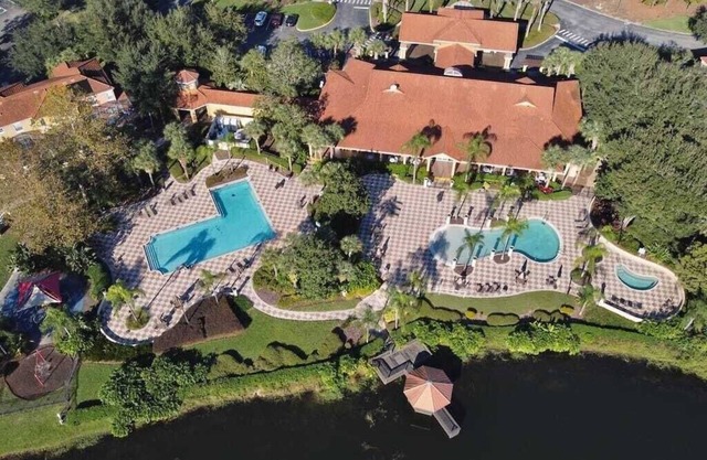 Paradise Townhome 
