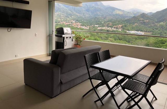 Luxury vacation apartment with A/C!