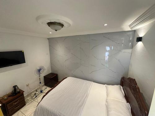 Luxury Villa AC Ensuite Room 8