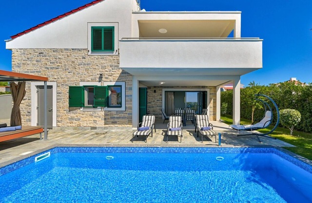 Luxury Villa Andromeda with Pool
