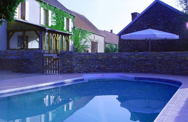 Luxury villa, heated pool, spa, sauna, for 10-14 guests