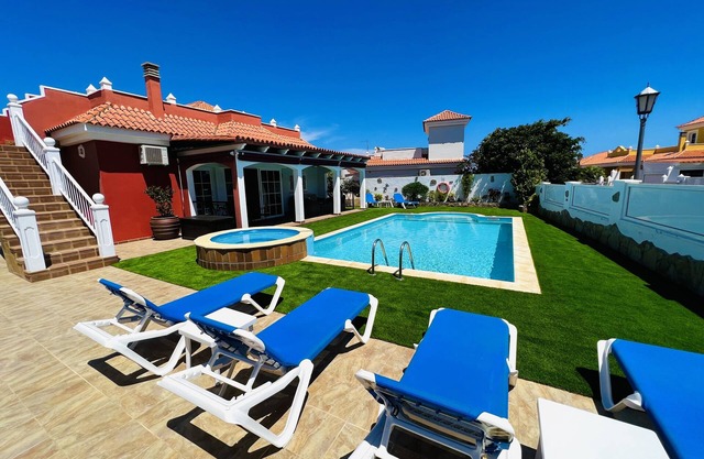Luxury Villa on Golf Resort