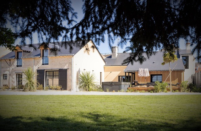 Luxury villa with spas in the heart of the Châteaux of the Loire Valley