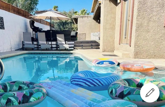 Luxury Villa with private pool 5BR/4BA