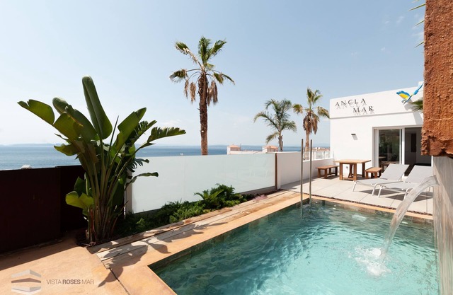 Luxury villa with private pool and sea view (ANCLA MAR nº5)