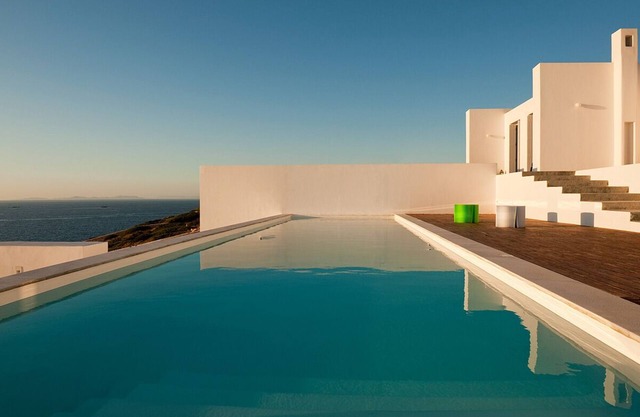 Luxury villa with private pool, sea front, walking distance to the beach