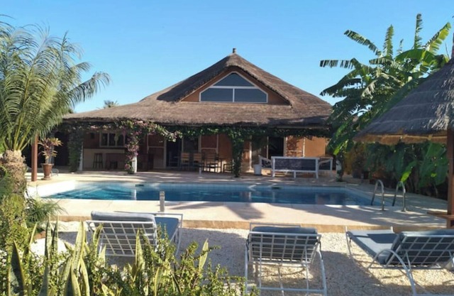 LUXURY VILLA with SWIMMING POOL/JACUZZI/WIFI/CLIMATIZATION/BALLARD