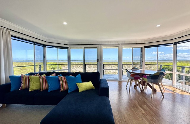 Luxury Waterfront at Manns Beach