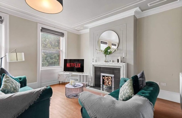 Luxury Yorkshire Apartment 3 - Parking