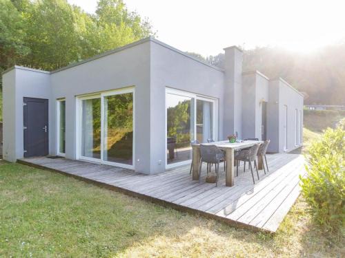 Luxusbungalow im Campingpark